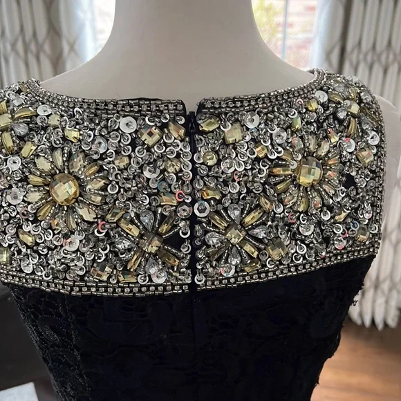 NARCES COCKTAIL DRESS - Picture 8 of 17